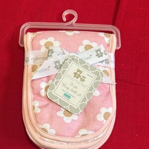 NWT 3 peice burp cloth set